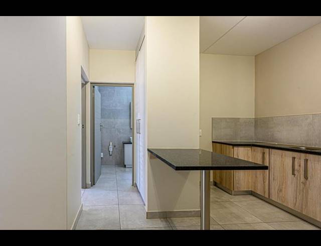 1 BEDROOM PROPERTY TO RENT IN DIE BULT